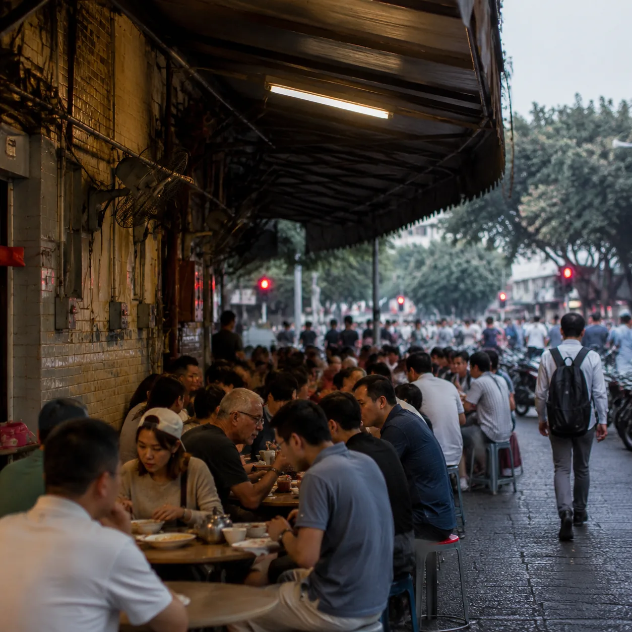 我在广州真正走顺的那天,是从一顿饭开始给路线排节奏的